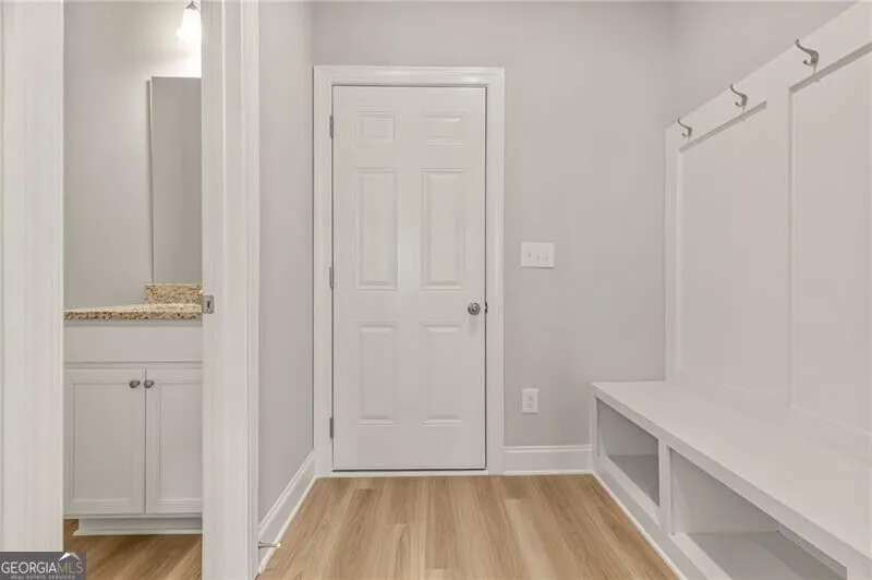 24 Richardson ST Winder, GA 30680