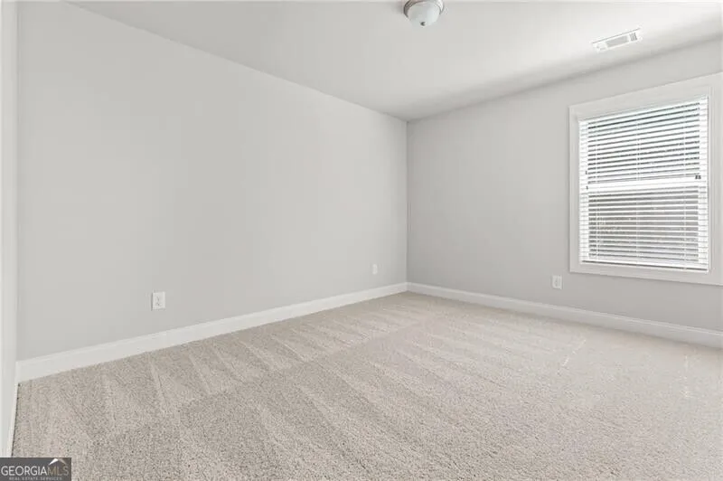 24 Richardson ST Winder, GA 30680