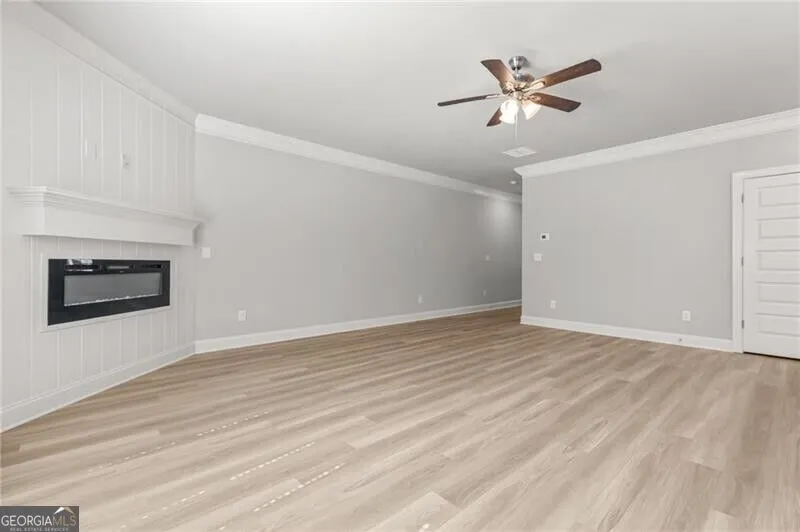 24 Richardson ST Winder, GA 30680