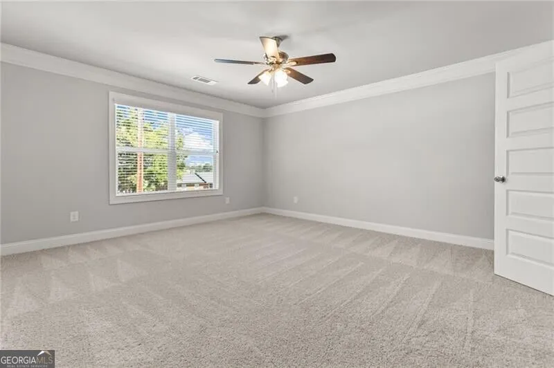 24 Richardson ST Winder, GA 30680