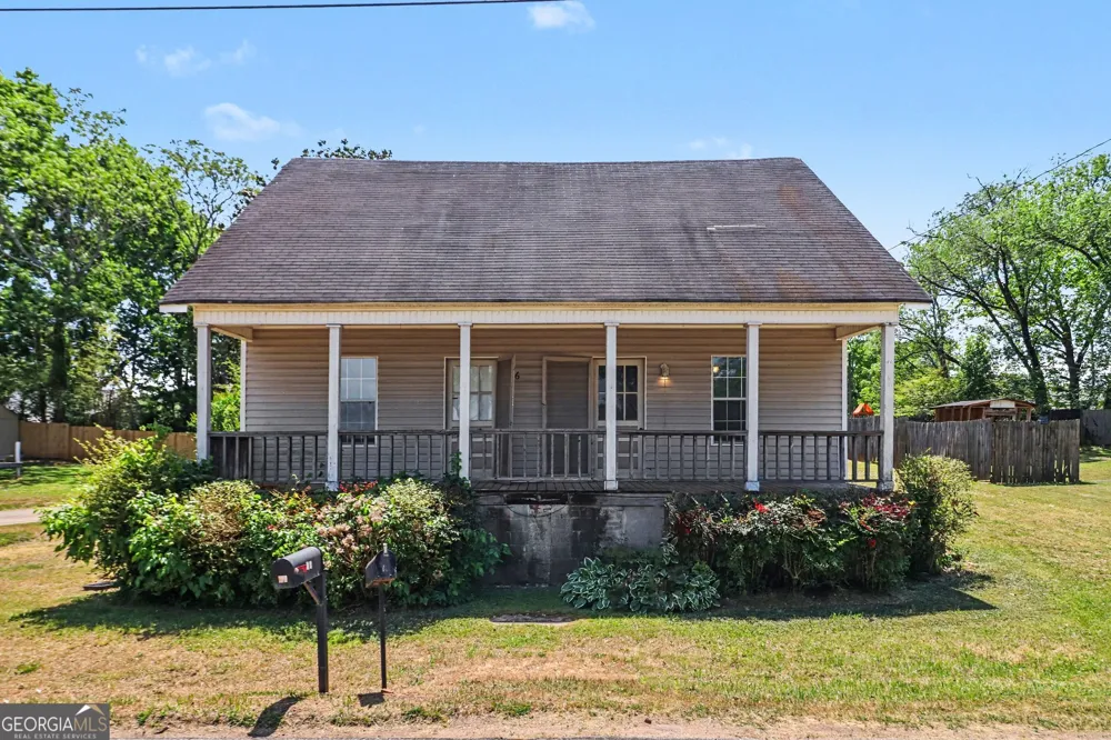 56 North ST Newnan, GA 30263