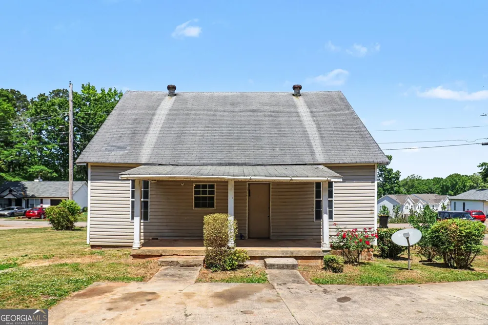 56 North ST Newnan, GA 30263