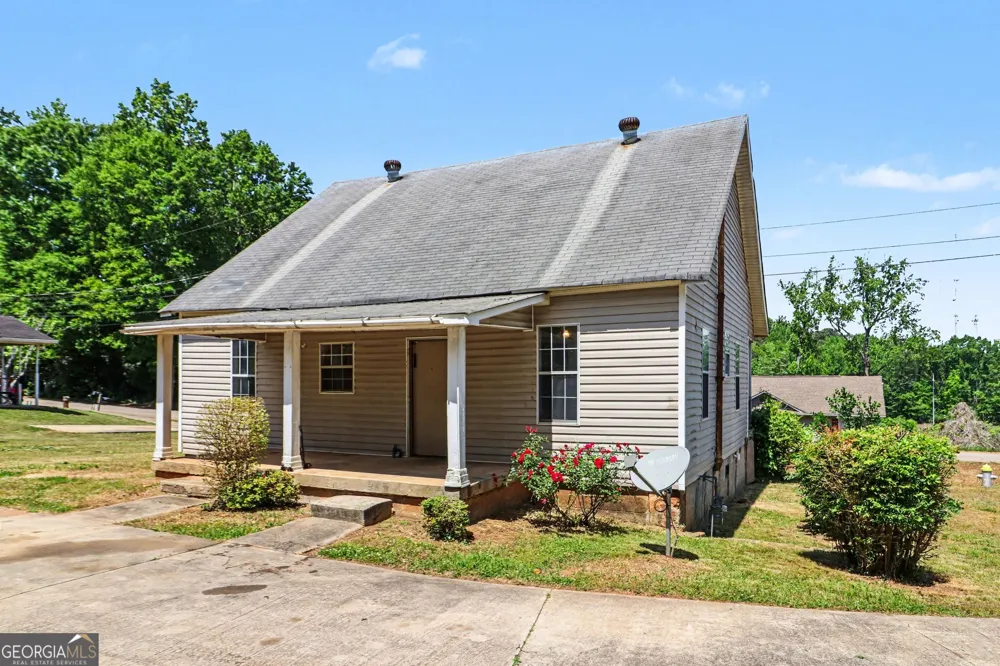 56 North ST Newnan, GA 30263