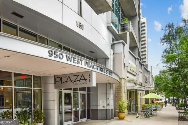 950 W Peachtree ST NW Atlanta, GA 30309
