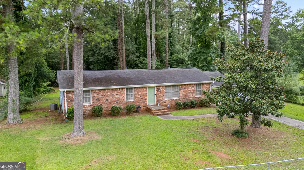 859 King DR SE Conyers, GA 30094