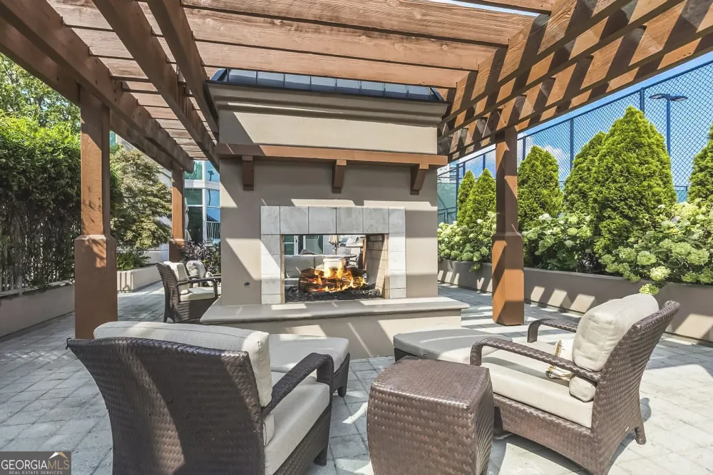 2795 Peachtree RD Atlanta, GA 30305