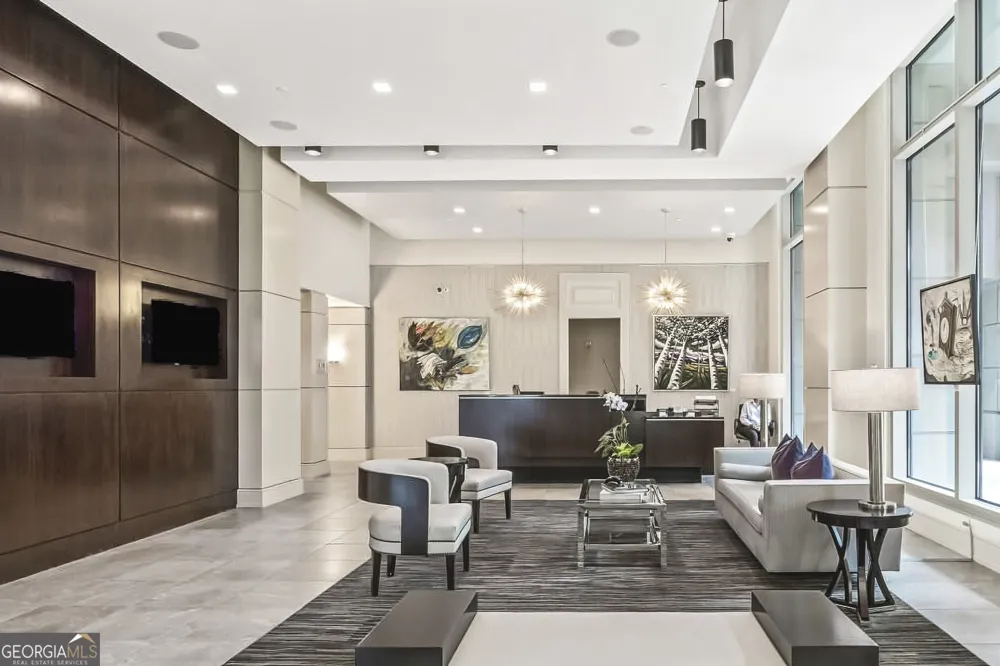 2795 Peachtree RD Atlanta, GA 30305