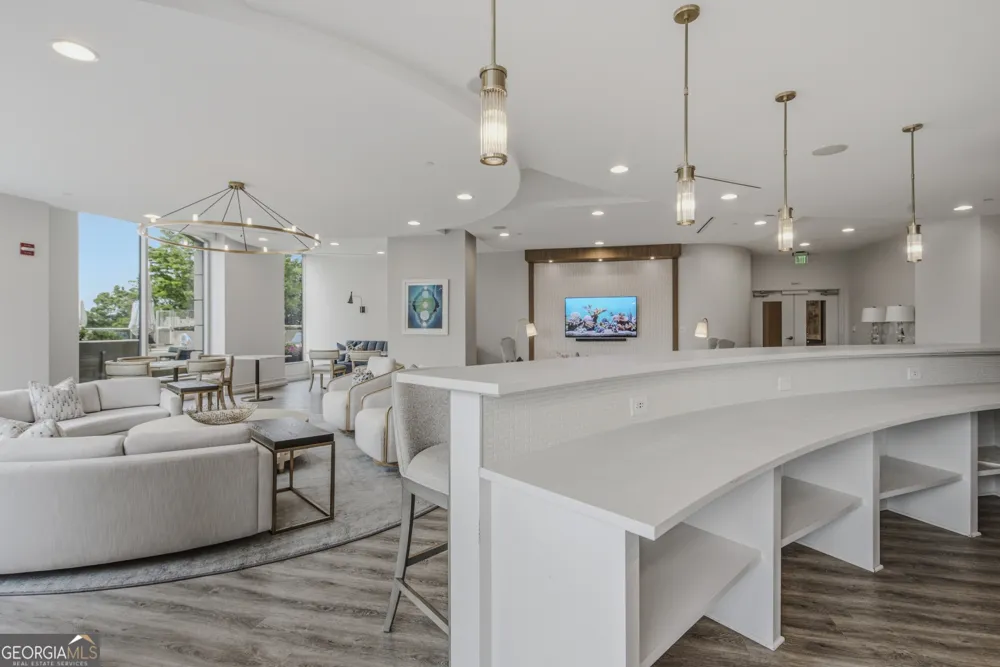 2795 Peachtree RD Atlanta, GA 30305