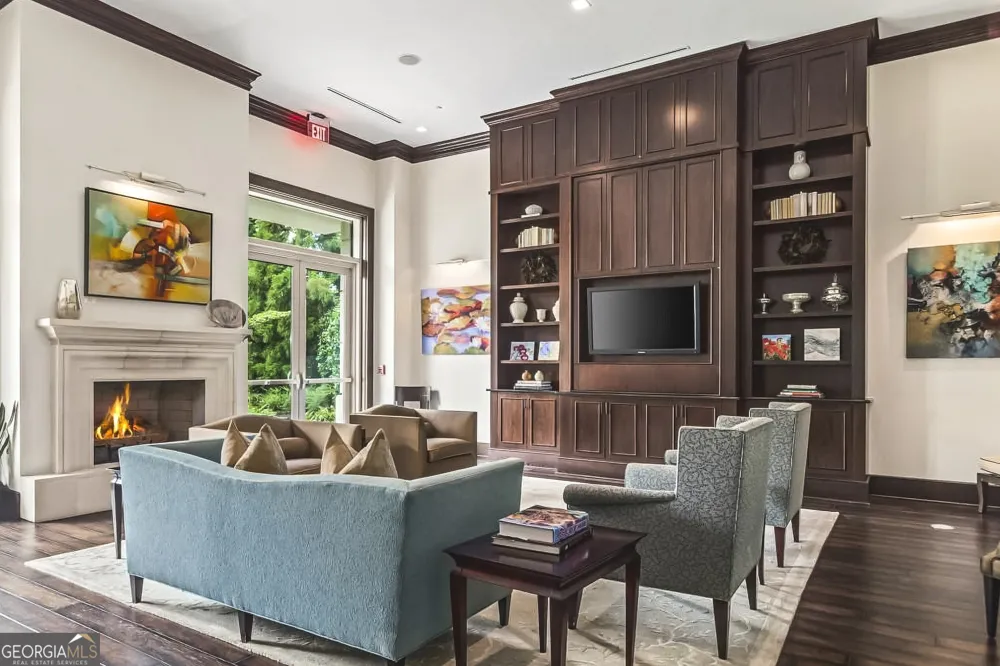 2795 Peachtree RD Atlanta, GA 30305