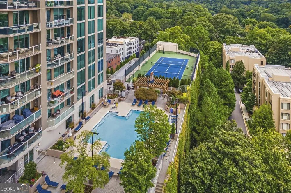 2795 Peachtree RD Atlanta, GA 30305