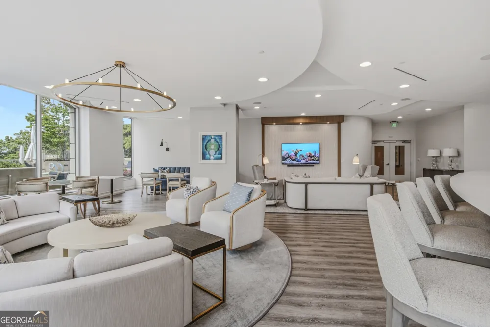 2795 Peachtree RD Atlanta, GA 30305