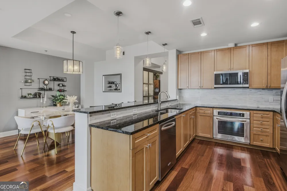 2795 Peachtree RD Atlanta, GA 30305