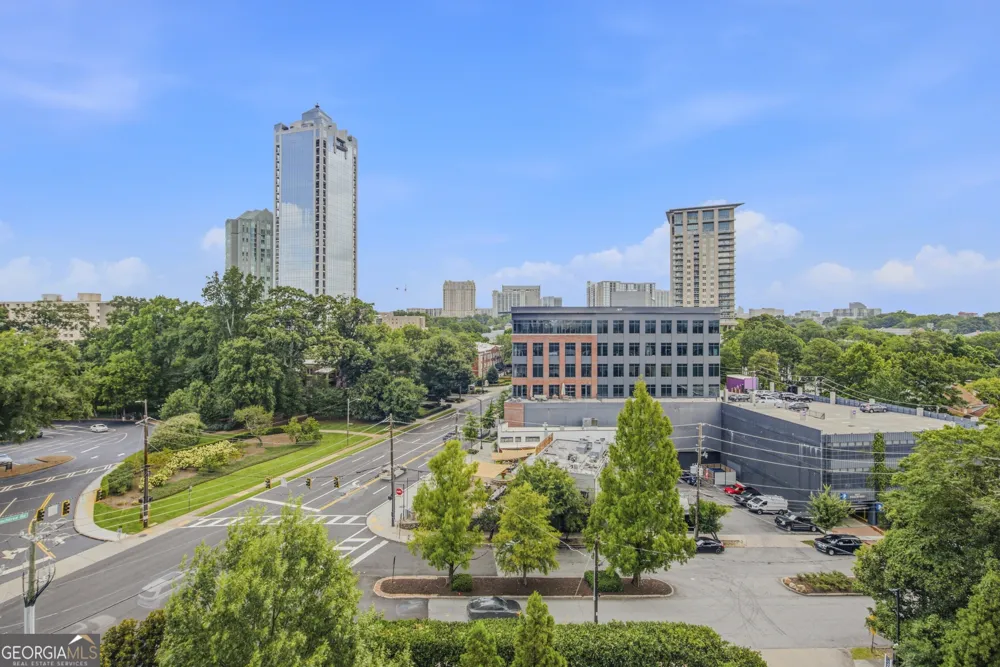 2795 Peachtree RD Atlanta, GA 30305