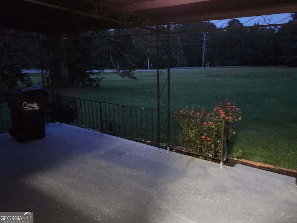96 Pleasant Hill RD NW Conyers, GA 30012