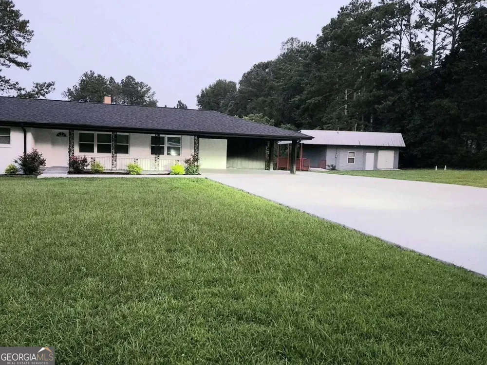 96 Pleasant Hill RD NW Conyers, GA 30012