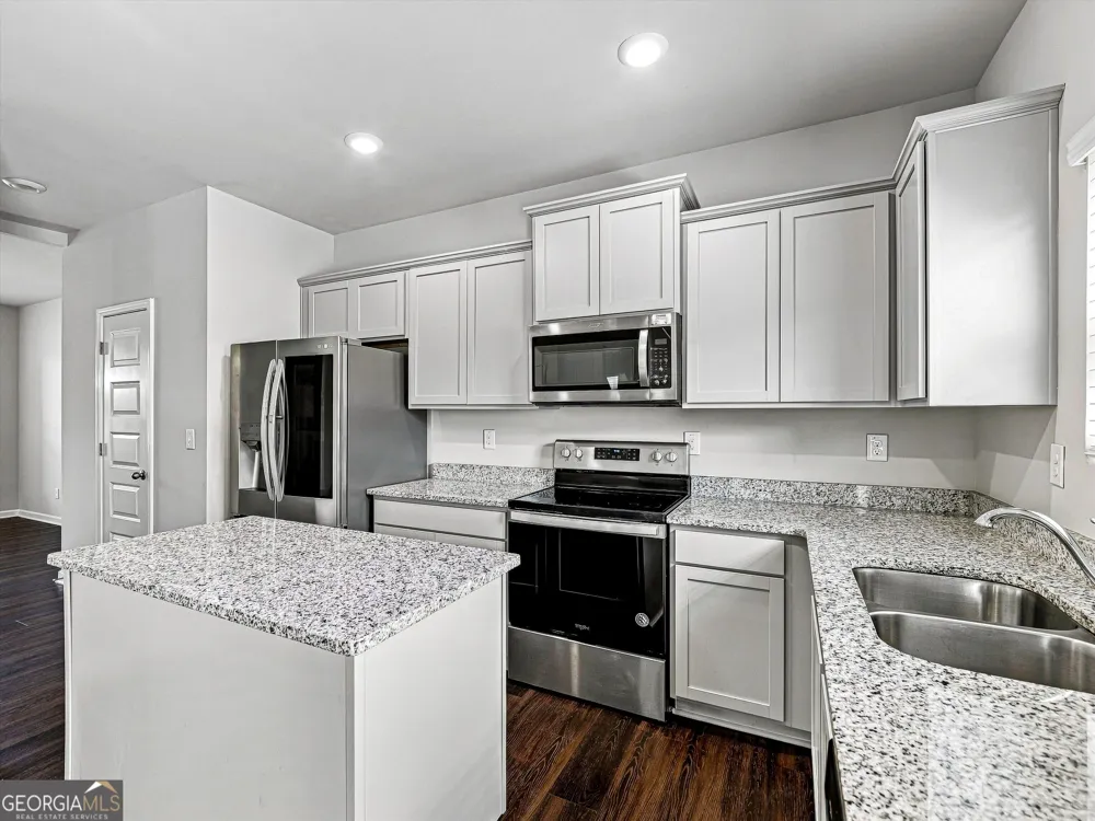 1218 Brookstone CIR Conyers, GA 30012