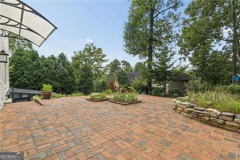 800 Glenairy DR Atlanta, GA 30328