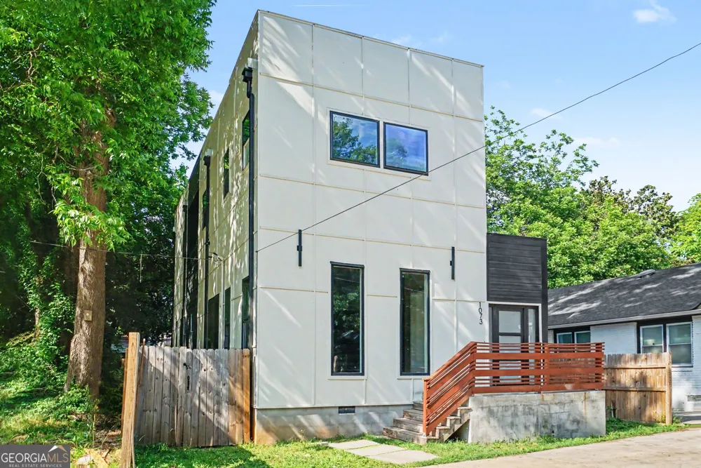 1073 Mayson Turner RD NW Atlanta, GA 30314