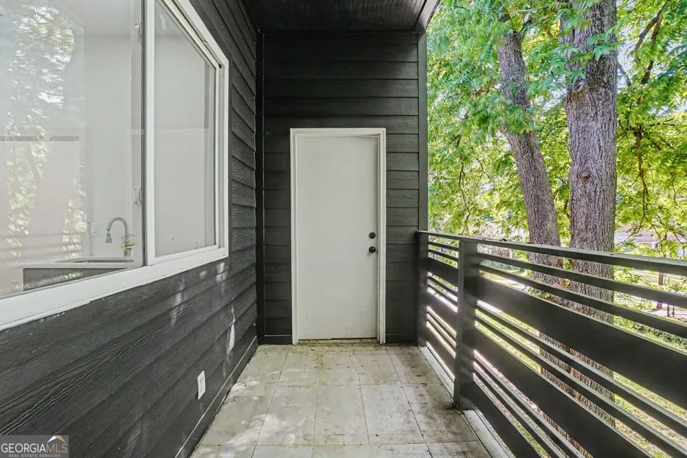 1073 Mayson Turner RD NW Atlanta, GA 30314