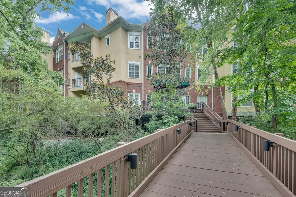 424 Lindbergh DR NE Atlanta, GA 30305