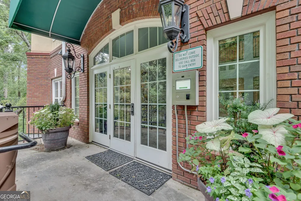 424 Lindbergh DR NE Atlanta, GA 30305