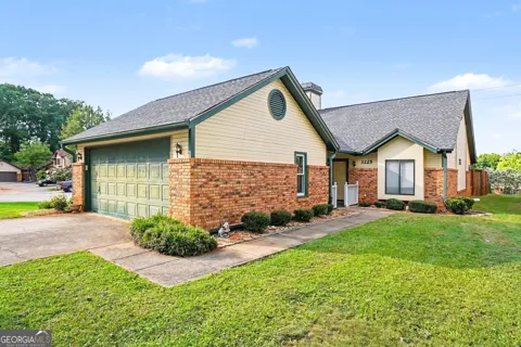 3225 Salem Cove Way SE