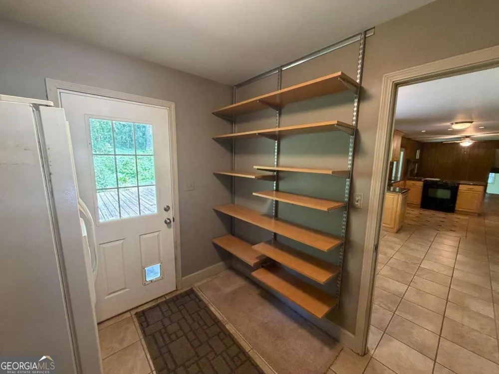 3887 Menlo DR Atlanta, GA 30340