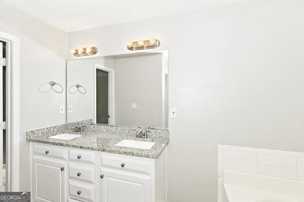 133 Crown Oaks DR Stockbridge, GA 30281