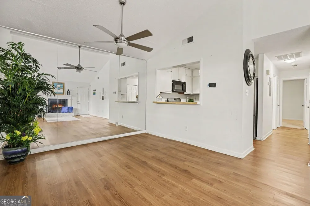 6032 Wintergreen RD Norcross, GA 30093