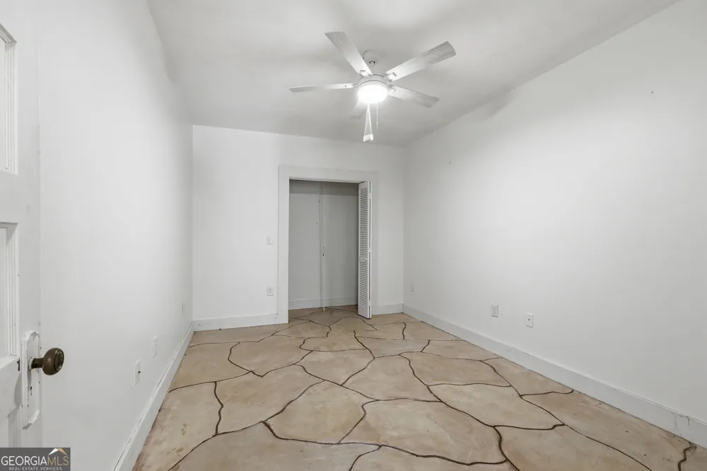 334 E Tugalo ST Toccoa, GA 30577