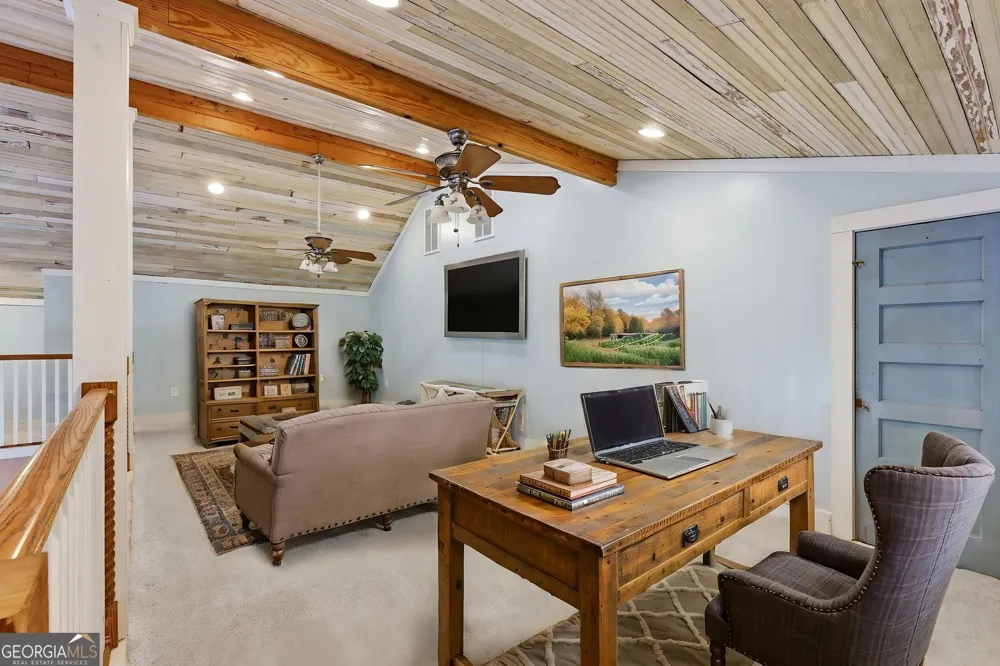 334 E Tugalo ST Toccoa, GA 30577