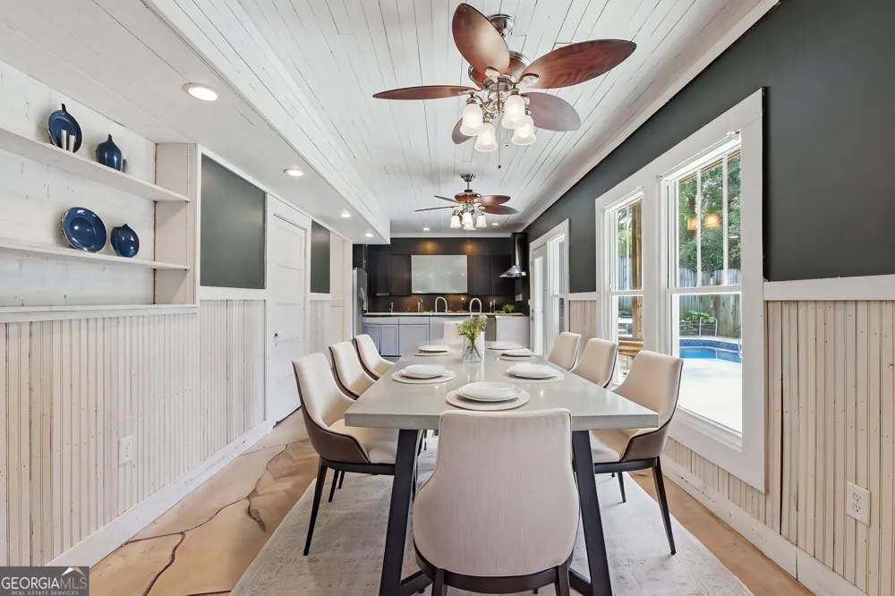 334 E Tugalo ST Toccoa, GA 30577