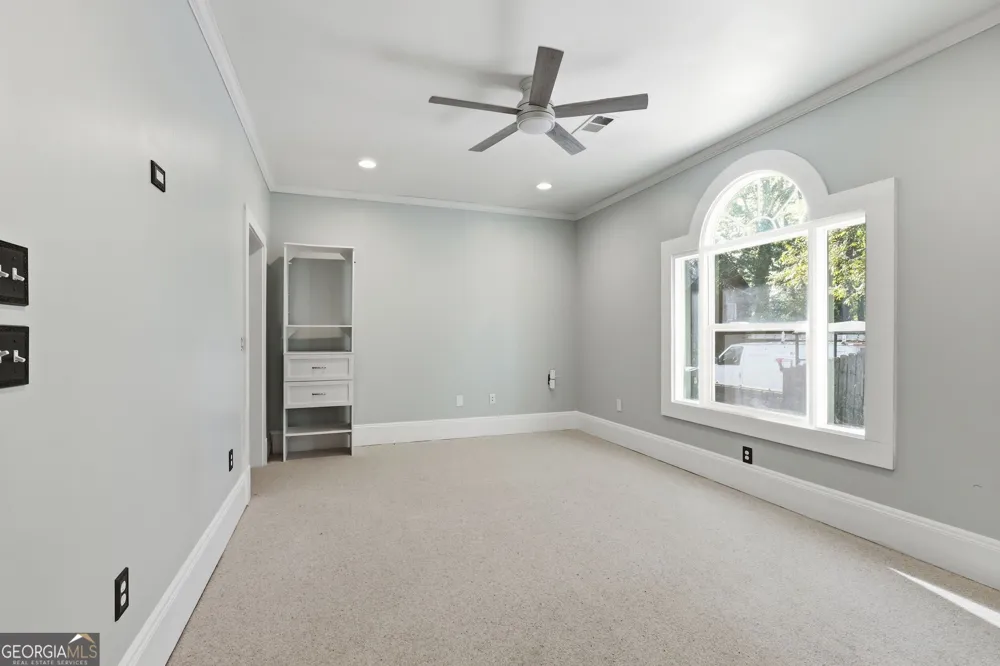 334 E Tugalo ST Toccoa, GA 30577