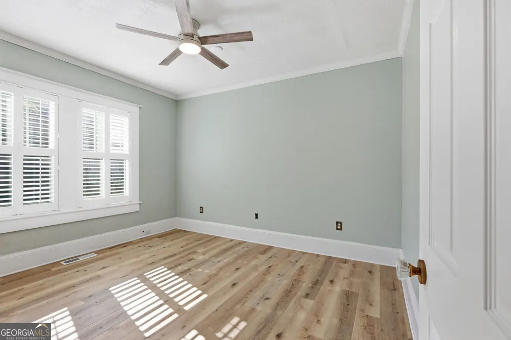 334 E Tugalo ST Toccoa, GA 30577