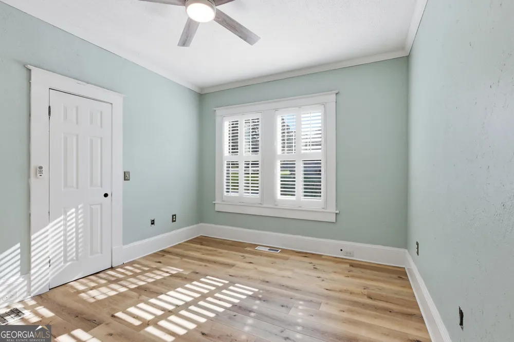 334 E Tugalo ST Toccoa, GA 30577