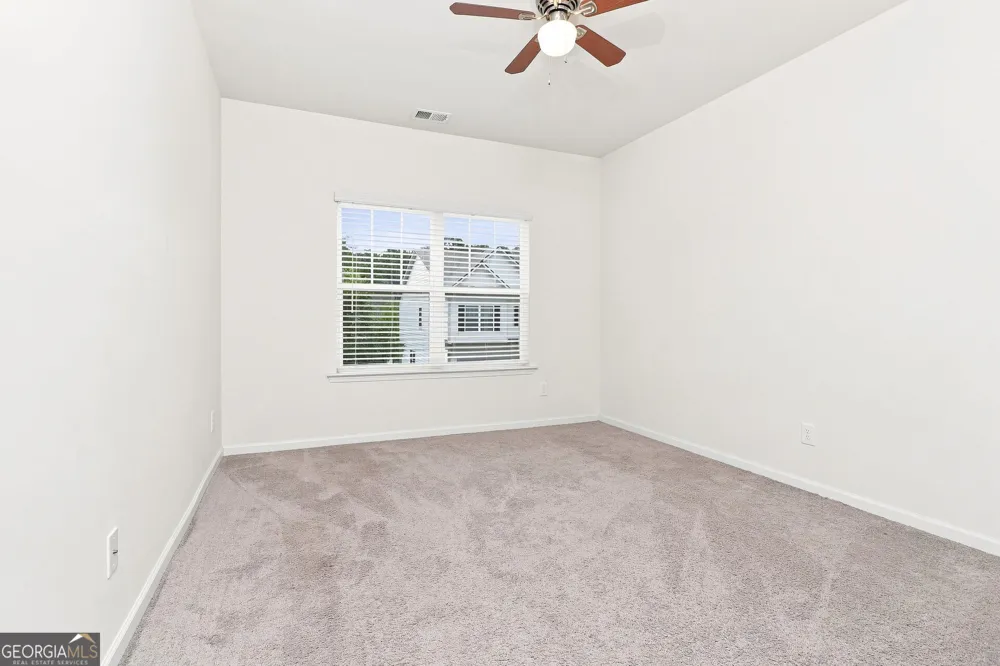 176 Bryon LN Acworth, GA 30102