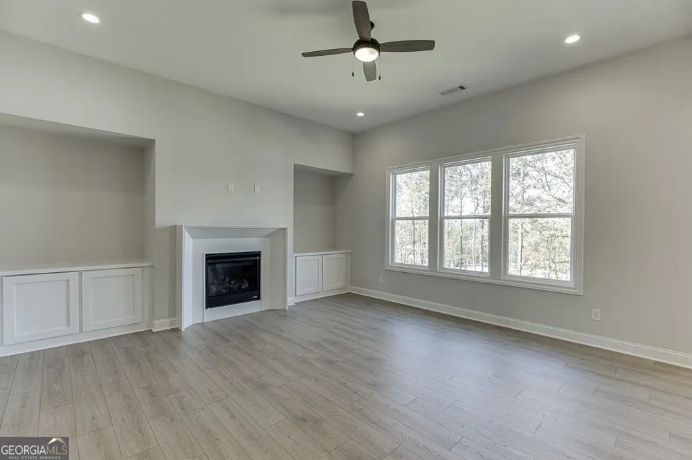 450 Thunder RD Buford, GA 30518