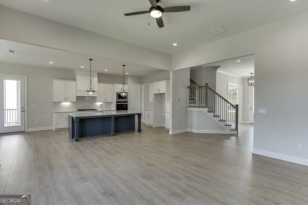 450 Thunder RD Buford, GA 30518