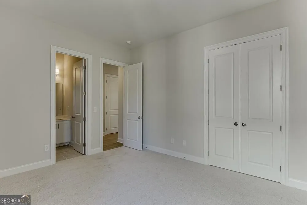 450 Thunder RD Buford, GA 30518
