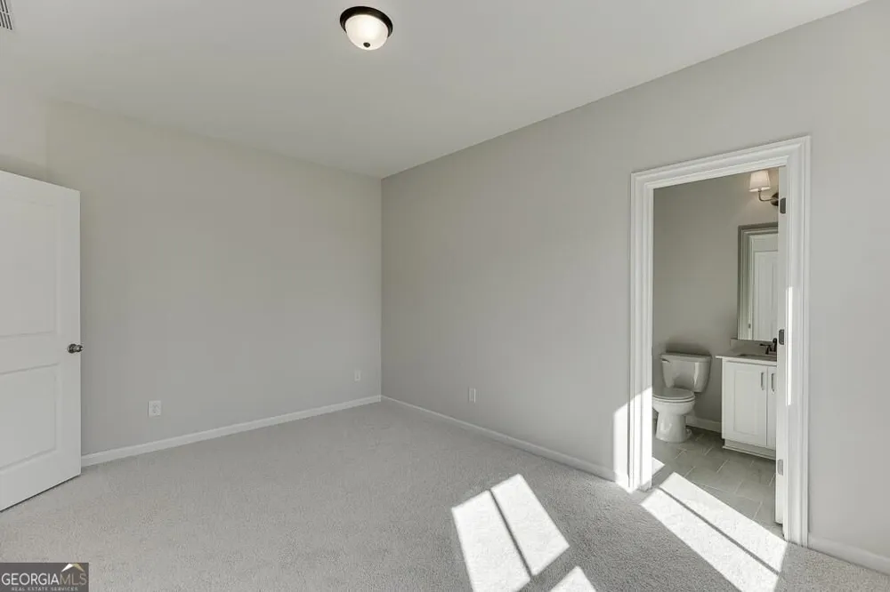 450 Thunder RD Buford, GA 30518