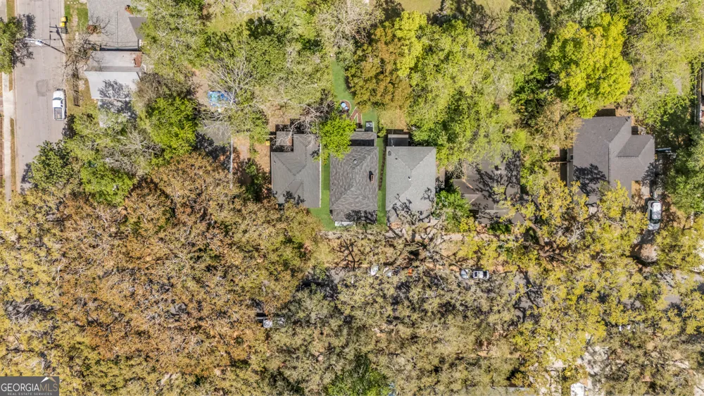 712 E 37th ST Savannah, GA 31401