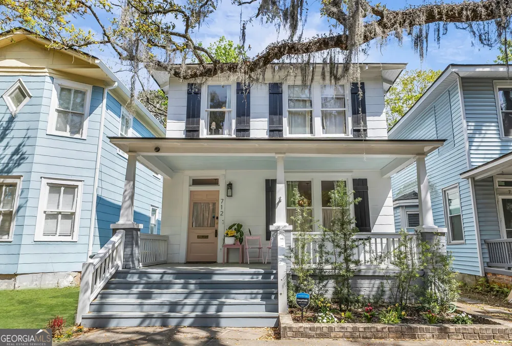 712 E 37th ST Savannah, GA 31401