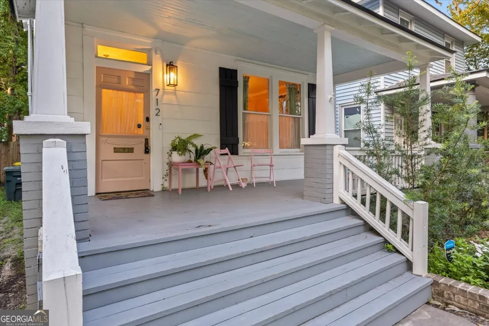 712 E 37th ST Savannah, GA 31401