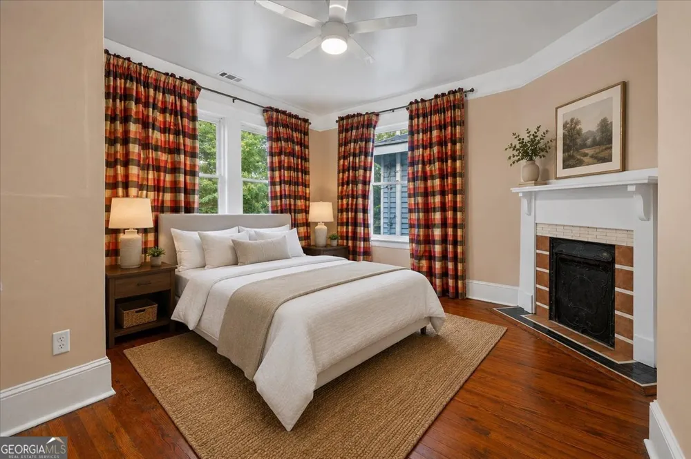 712 E 37th ST Savannah, GA 31401
