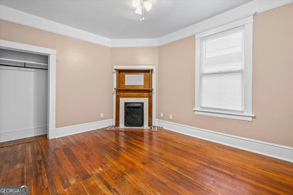 712 E 37th ST Savannah, GA 31401