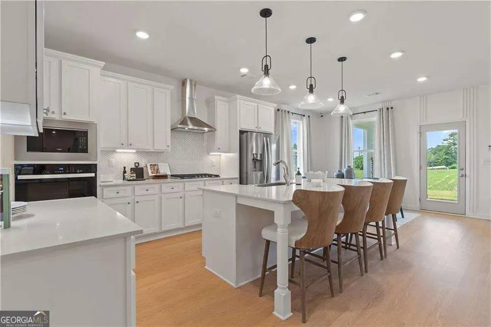 128 Compass RD Hampton, GA 30228