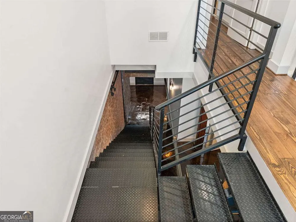 320 Peters ST SW Atlanta, GA 30313