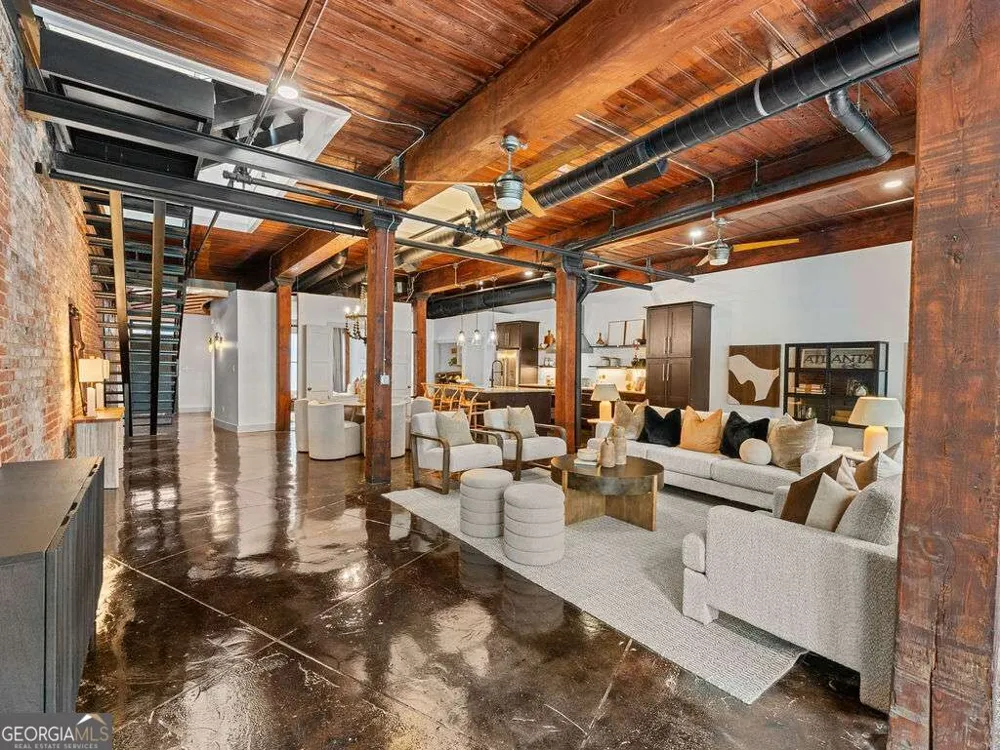 320 Peters ST SW Atlanta, GA 30313