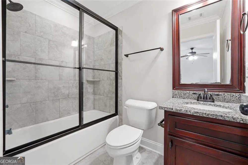 1542 lenten WAY Statham, GA 30666