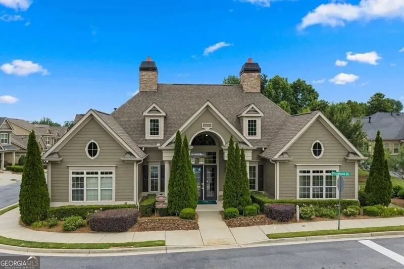 1610 Bluestone DR Cumming, GA 30041